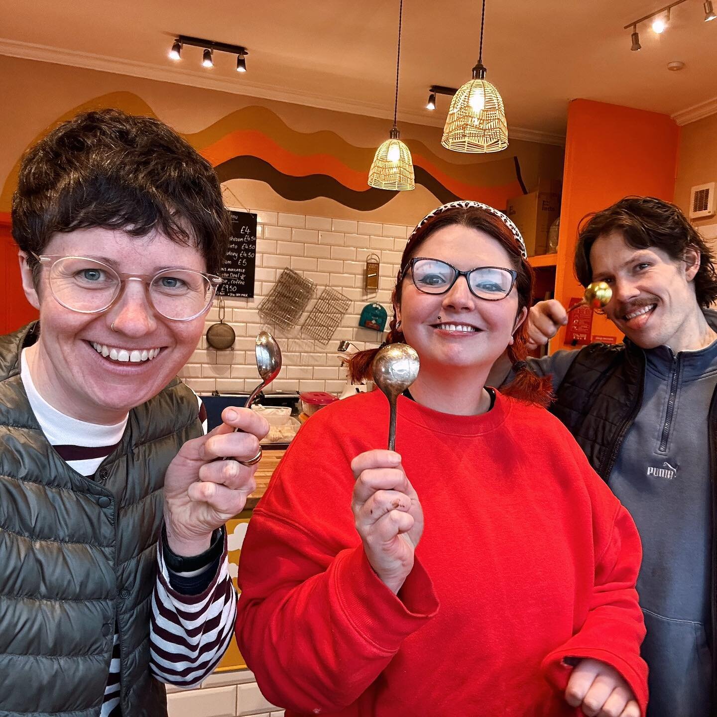 Looking to cut down on caffeine while still enjoying a delicious cup of coffee? Decaf coffee might be your solution. 🌟

Our co-founder @_hbdavies recently hosted a decaf cupping session with @alchemiccoffee at @cloudysinmycoffee_tod and explored an 