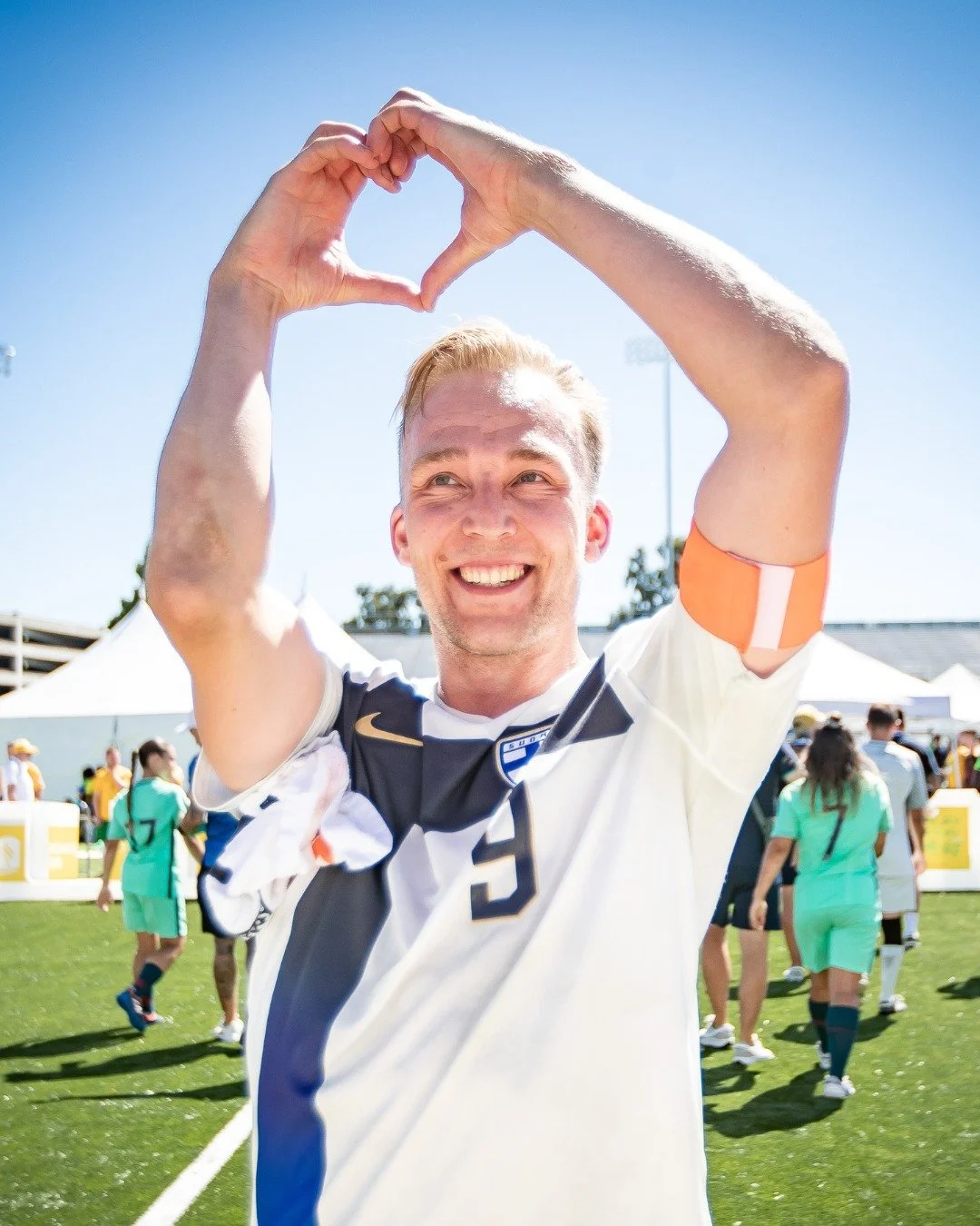 Today is World Football Giving Day ⚽🌍

What has football given you? ❤️

Friendship? Confidence? Belonging? Purpose? Hope? Community?

Since 2003, football has helped the Homeless World Cup Foundation build all of those things around the world.

More