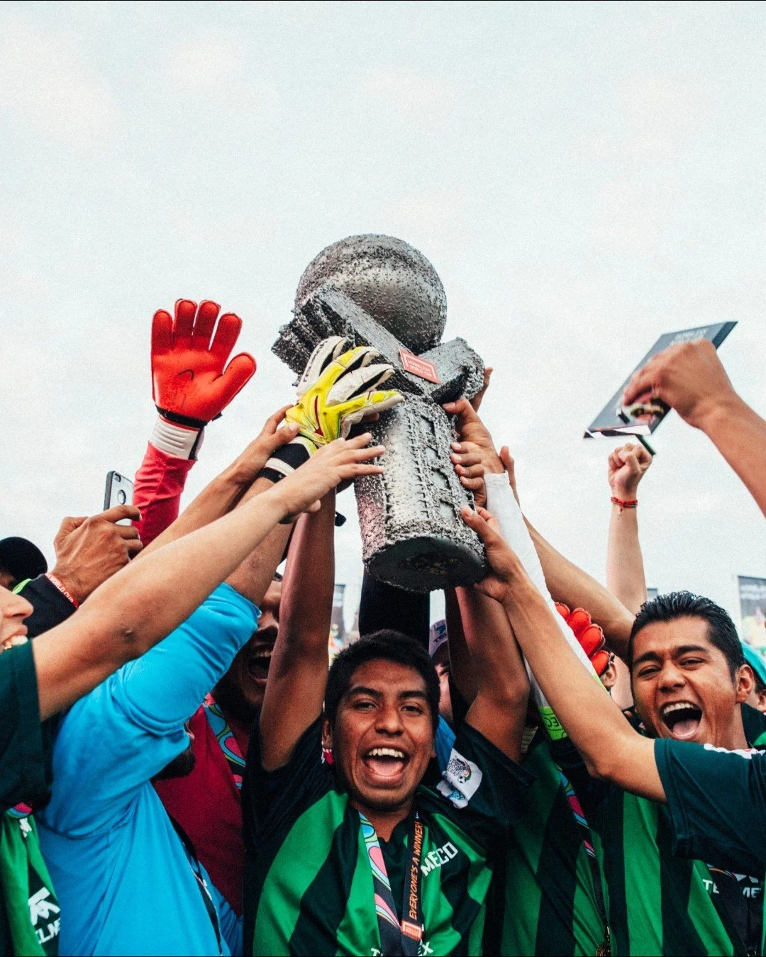 Today Mexico will take on South Africa in the opening game at the FIFA World Cup - Mexico is the most successful nation at the Homeless World Cup - winning the men's title 6 times and the women's title 9 times 🇲🇽 

Meet the man behind the team - Da