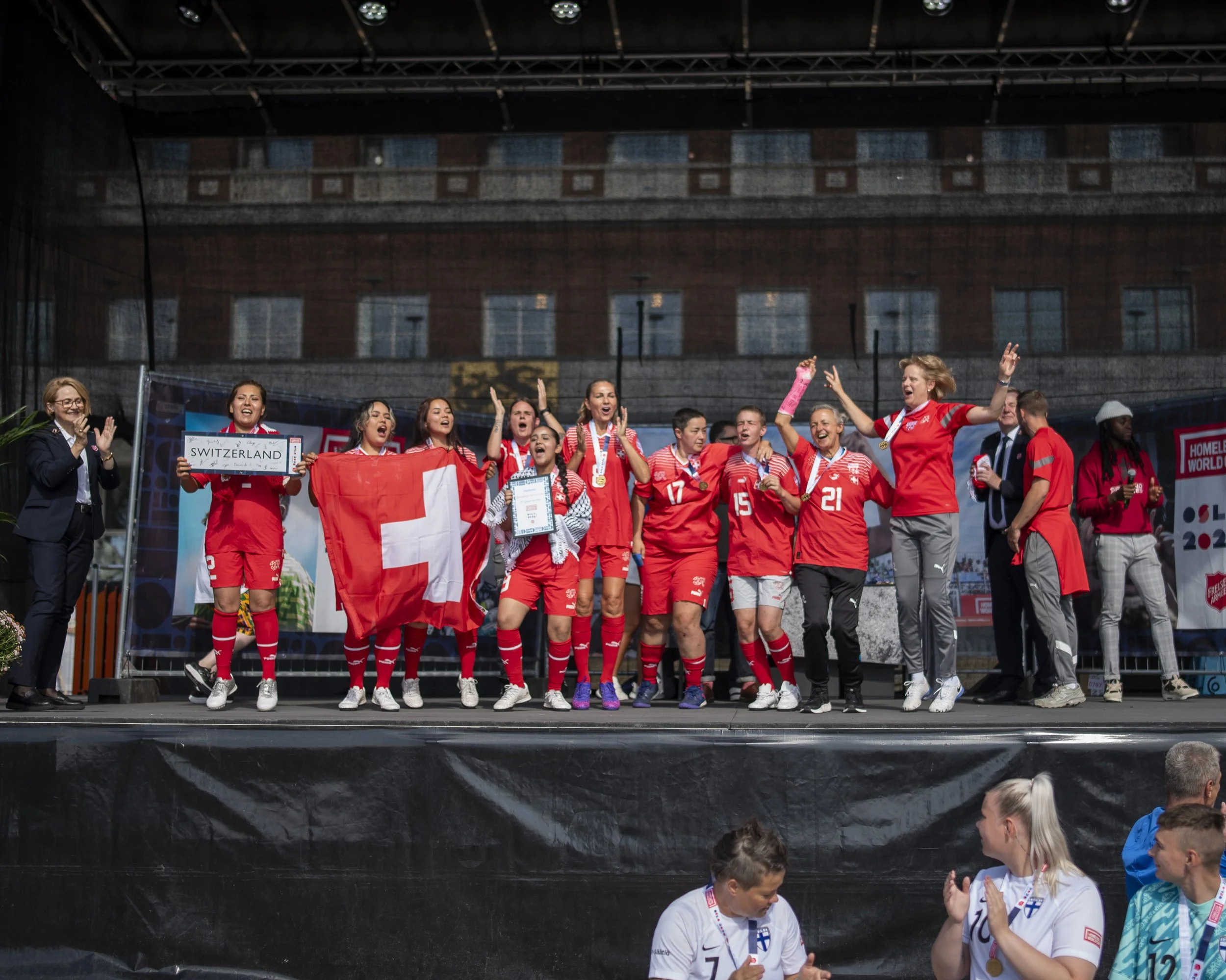 Think coach, think (fe)male — Homeless World Cup