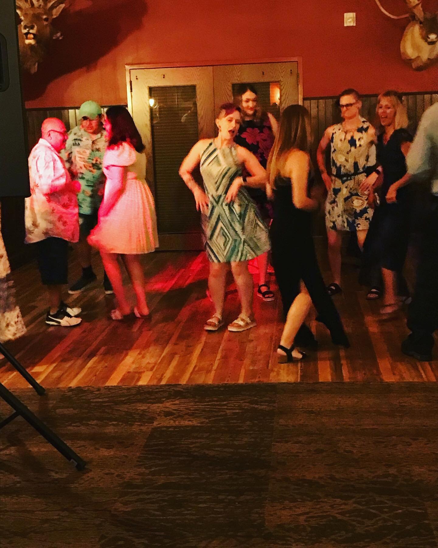 Happiness is a dance floor filled with wedding guests having the time of their lives. 🔥