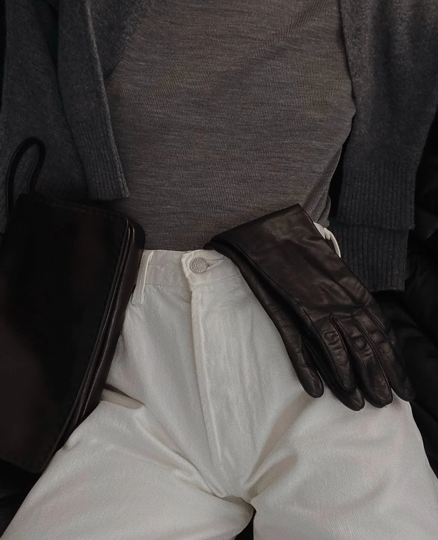 Details

.
.
.
.
.
#details #essentials #graylook #outfitideas