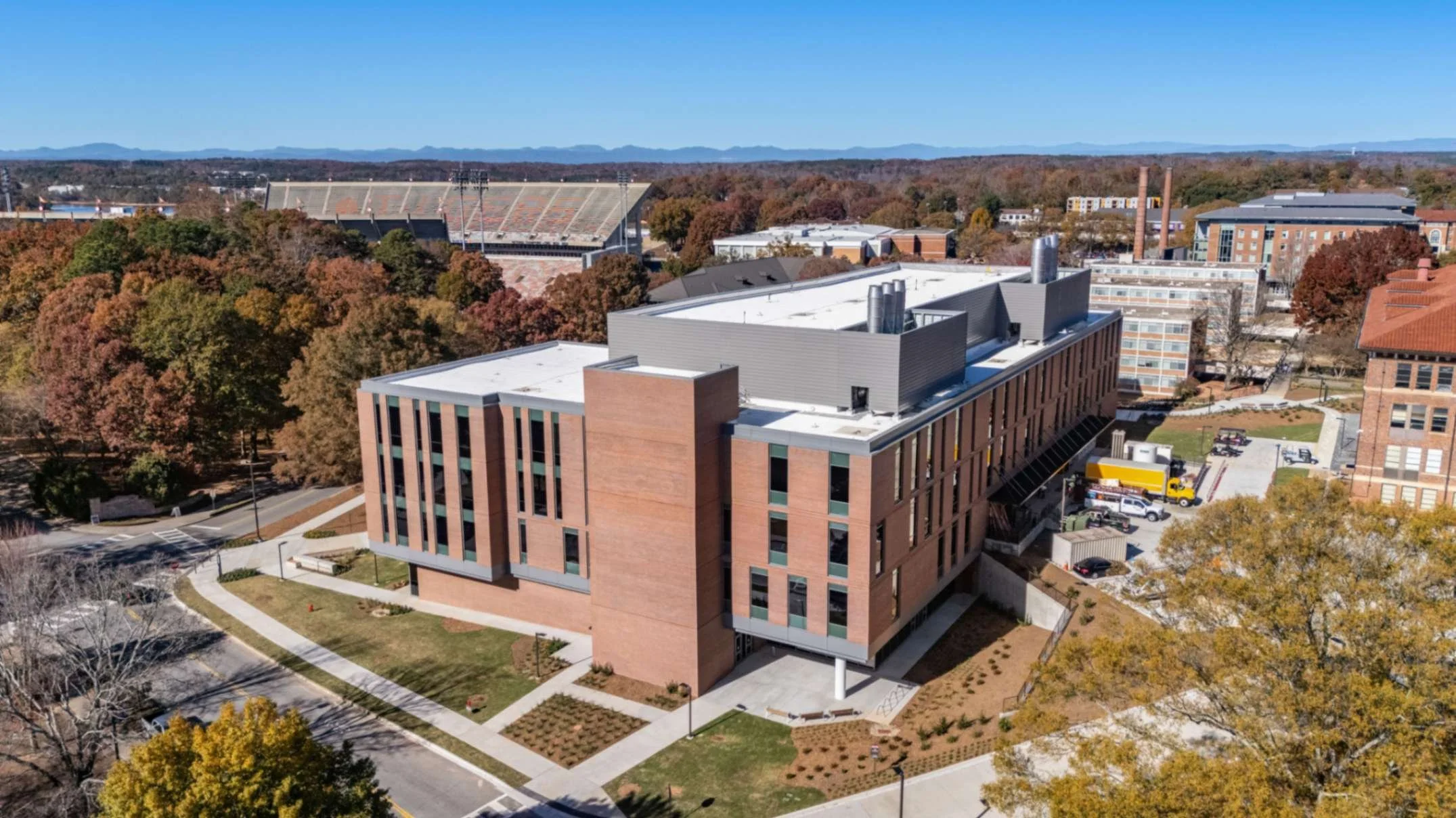 commercial-construction-photography-window-installation-clemson-sc-01 (1).jpg