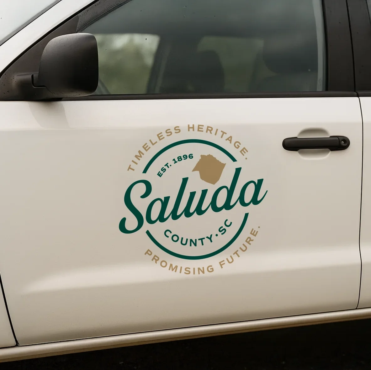 saluda-decal.webp
