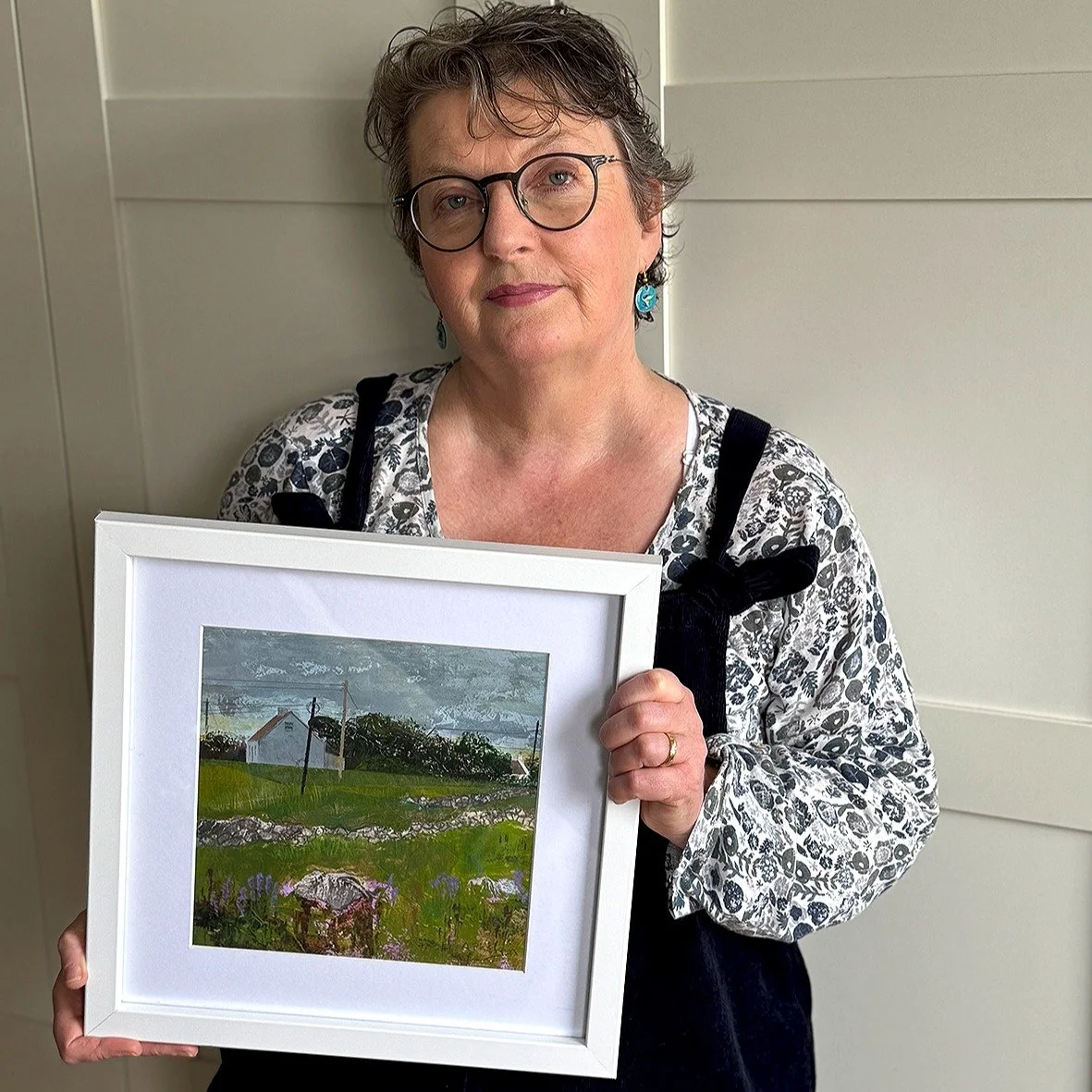 Dropping off my piece of art work, &ldquo;Hidden&rdquo;, this morning which has been accepted for the upcoming exhibition, &lsquo;Sisterhood&rsquo; by South London Women Artists at Lambeth Archives&nbsp;@lambetharchives. This exhibition celebrates 18