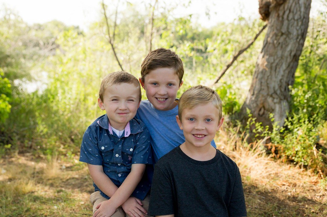 This session! Seriously one of the best families! I have never laughed so hard! #caldwellidfamilyphotographer #caldwellidahophotography #caldwellidphotographer #caldwellidphotography #caldwellidahophotographer