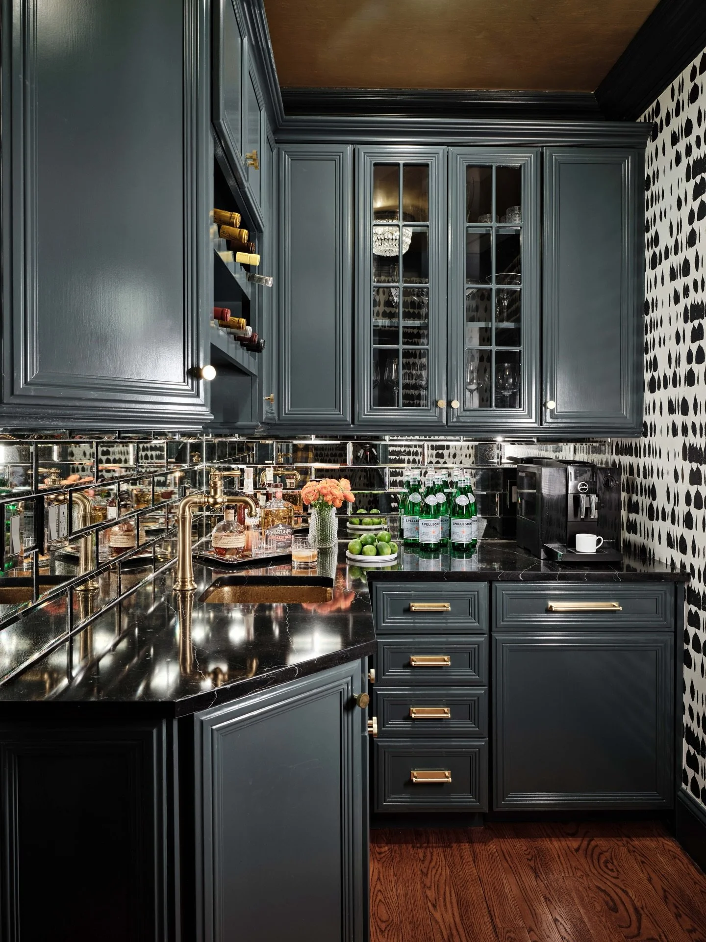 Some spaces know how to wake you up in the morning and pour you a drink at night. This pantry bar was designed to do both&mdash;with a little mood, a little glamour, and plenty of personality.

Interior design: @robingannoninteriors
Photography: @dan