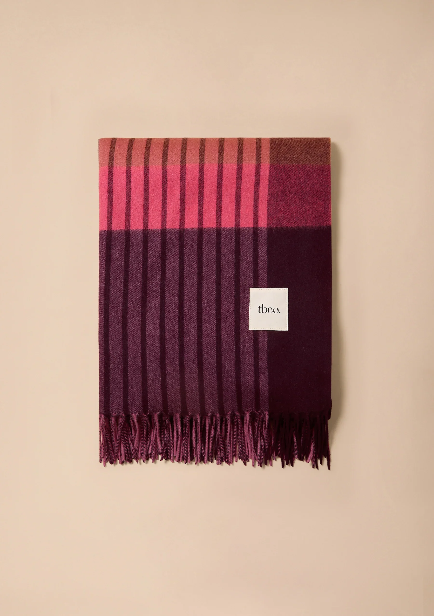 LBLSTPKC-LambswoolBlanket_PinkPopStripe-3.webp