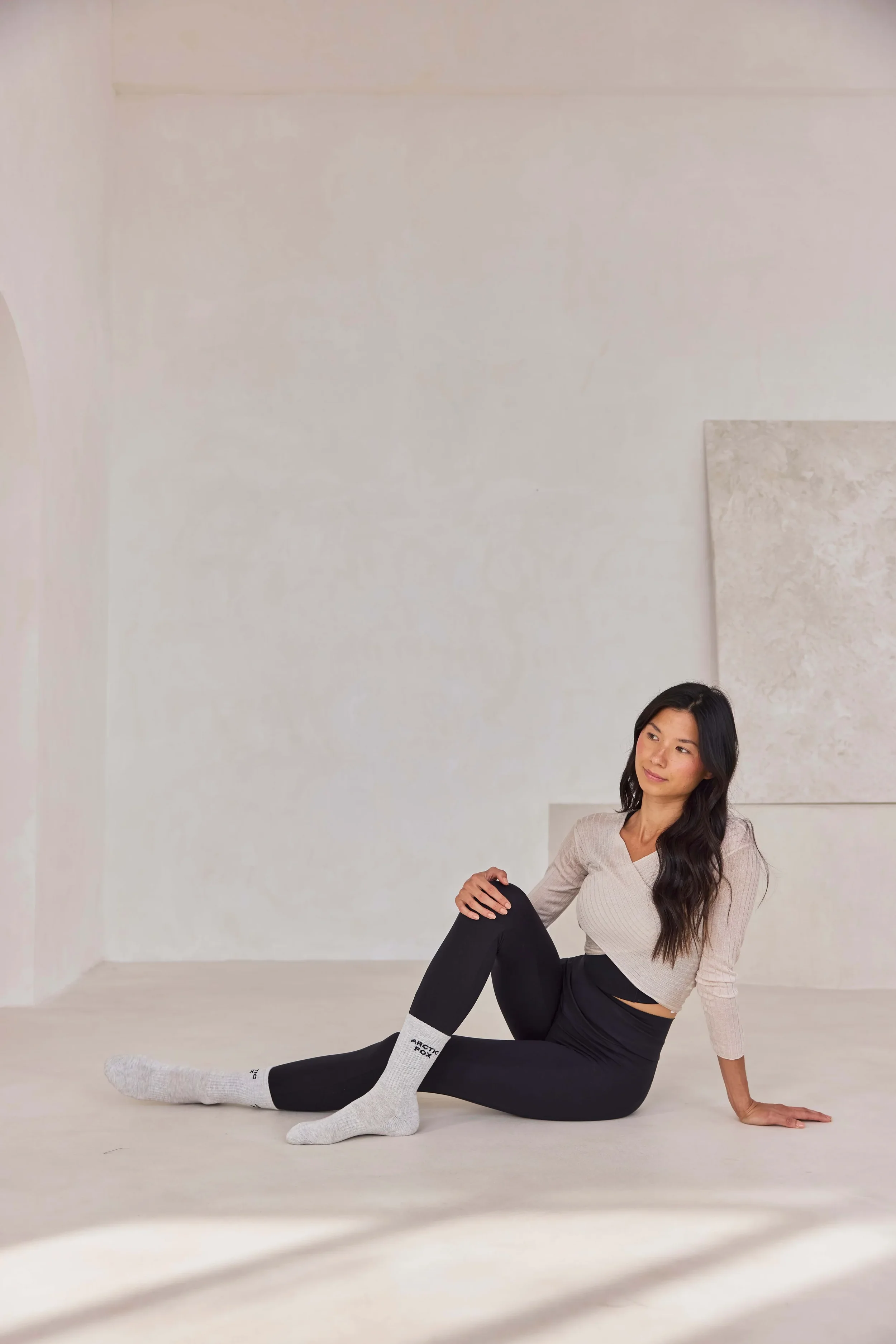 arctic-fox-bamboo-sports-socks-grey-25-m4.webp