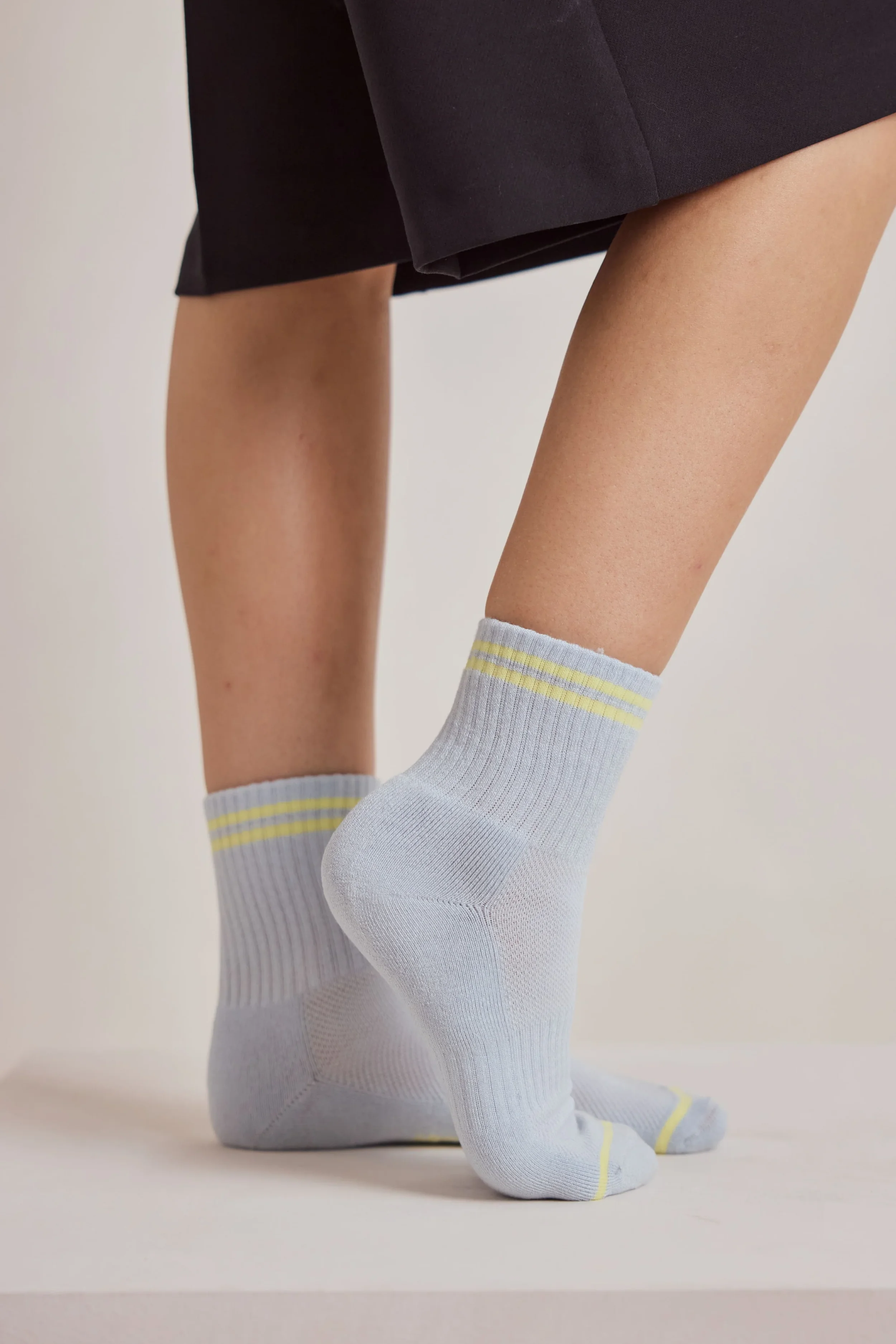 arctic-fox-bamboo-everyday-striped-socks-sky-blue-26-1.webp