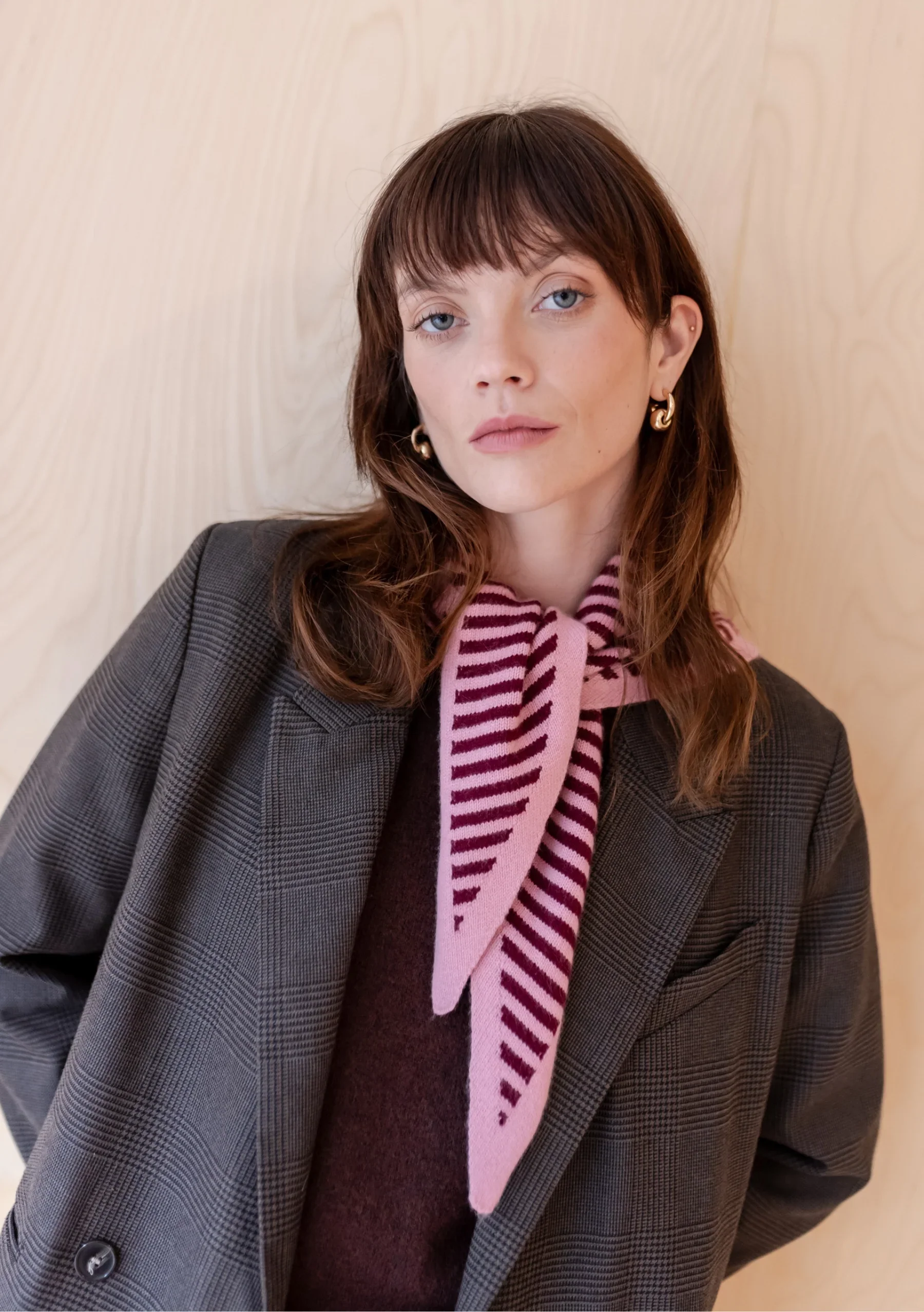 MTSSTPKA-MerinoTriangleScarf_PinkStripe-1_764f3c70-68a5-43b3-a8f5-68237c0acbf4.webp