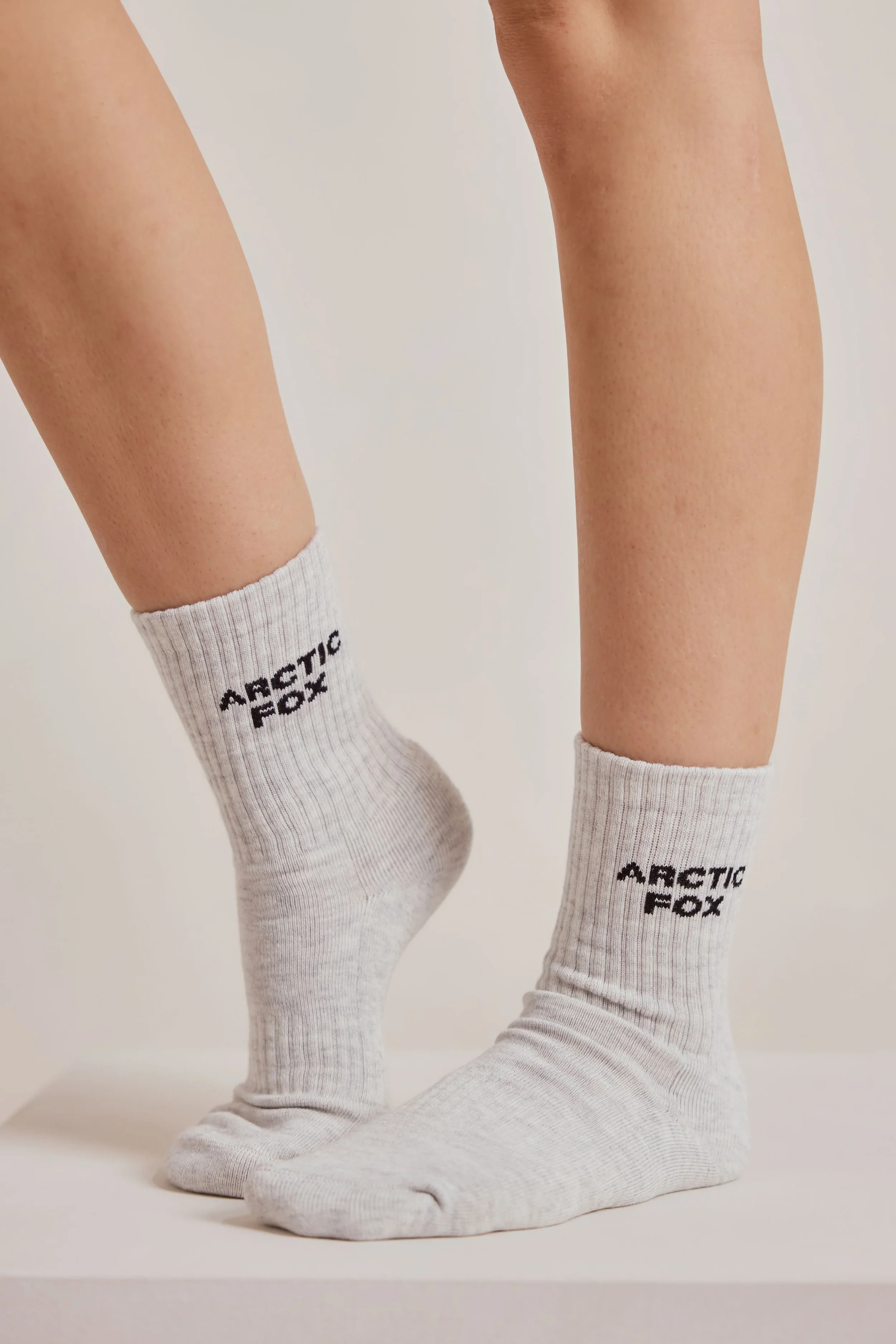 arctic-fox-bamboo-sporty-socks-grey-26-3.webp