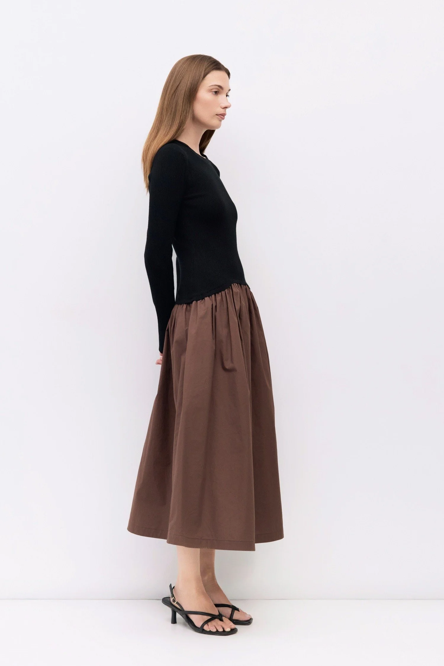 dmr0440_black-brown_3_m_1500.jpg