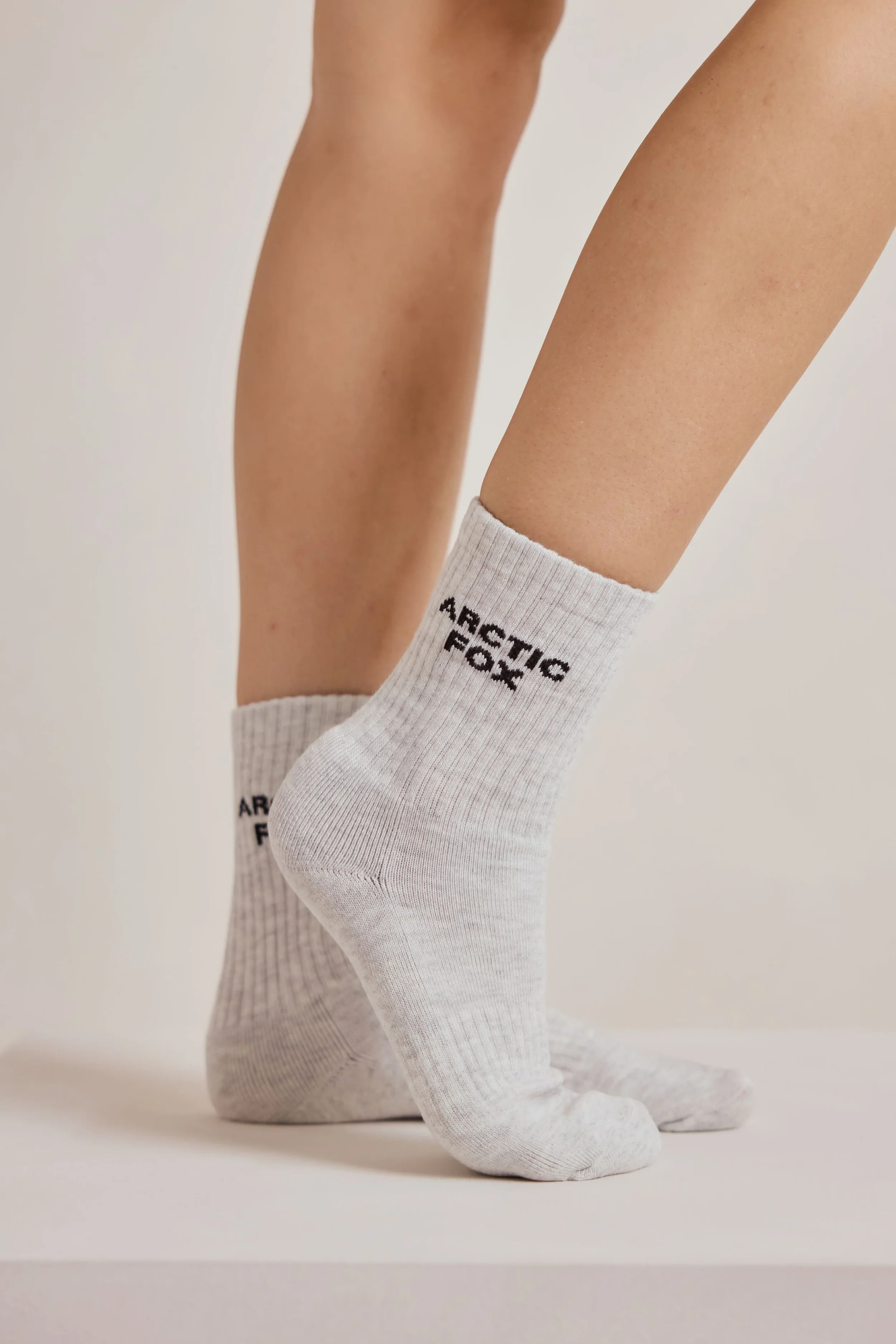 arctic-fox-bamboo-sporty-socks-grey-26-1.webp