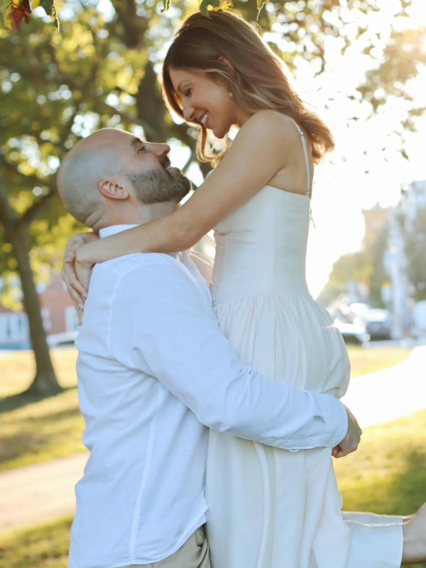 When one post just isn&rsquo;t enough&hellip;some more of our favorite pics from Voula &amp; Matt&rsquo;s engagement shoot🫶🏻📸💕