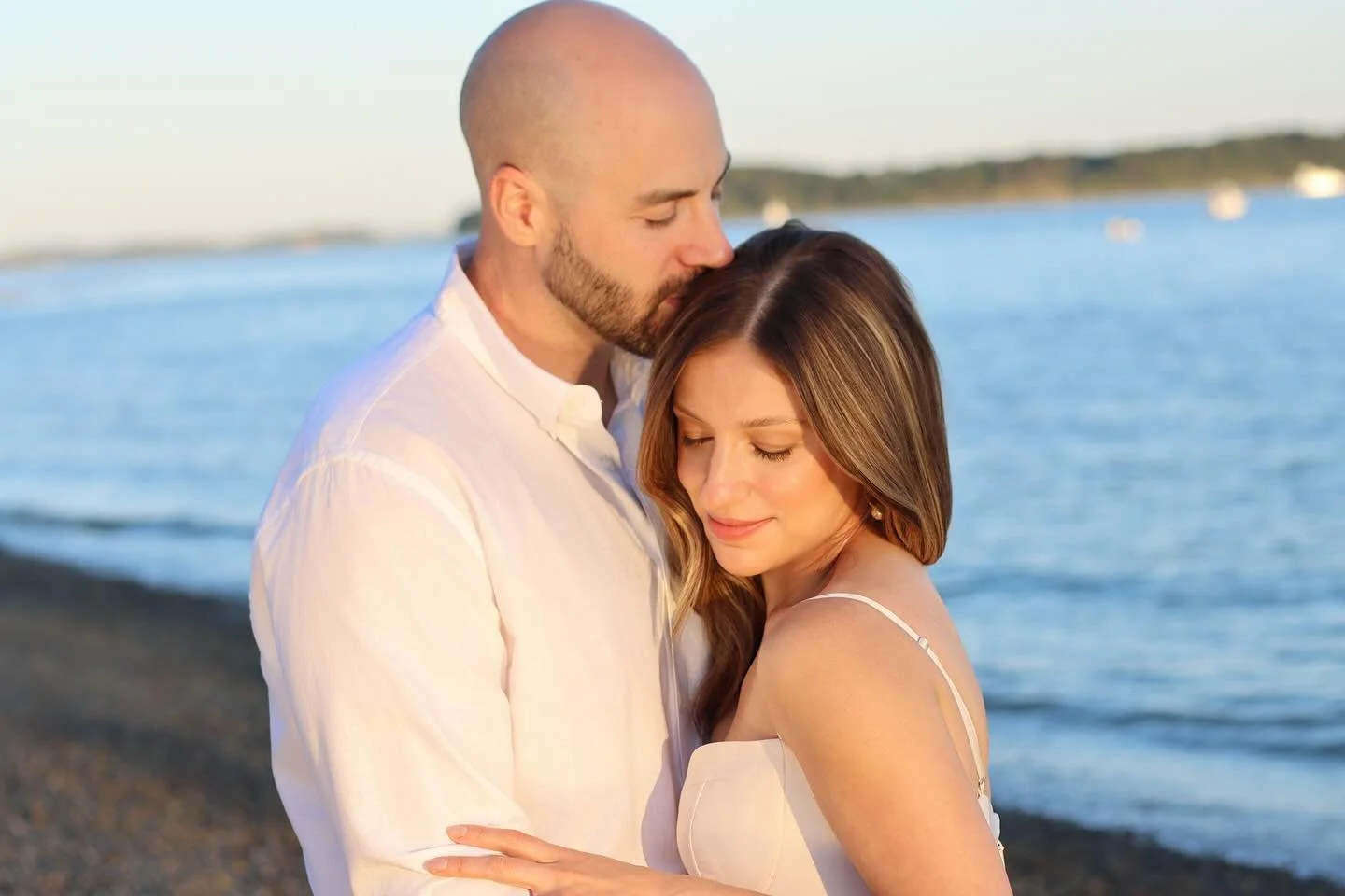 Hello Lovers!!! 📸Us ladies are doing engagement sessions now! Voula &amp; Matt were absolutely radiant during our shoot 😍🤩🥰.
.
.
.
.

&bull;	#bostonengagementphotos #bostonengagementphotographer #bostonengagementsession #bostonengagement #bostone