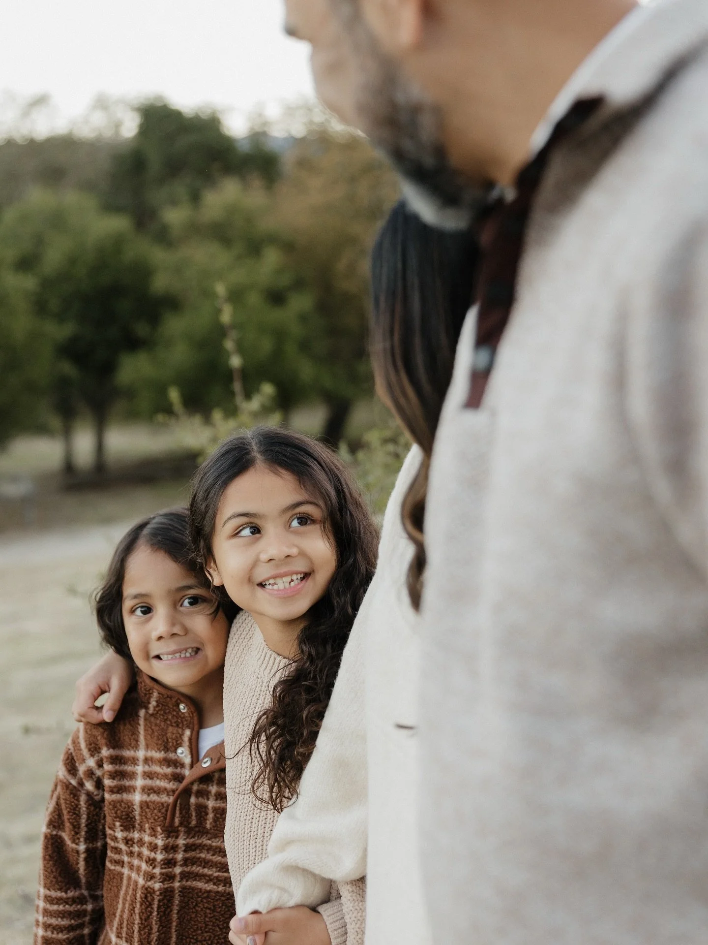 I&rsquo;ll be at Guadalupe Oak Grove Park in San Jose on Saturday, Dec. 6th 🍃 This was last December with the Singh Family 💛 

#minisessions #bayareafamilyphotographer #familyphoto #bayarea #sanjose