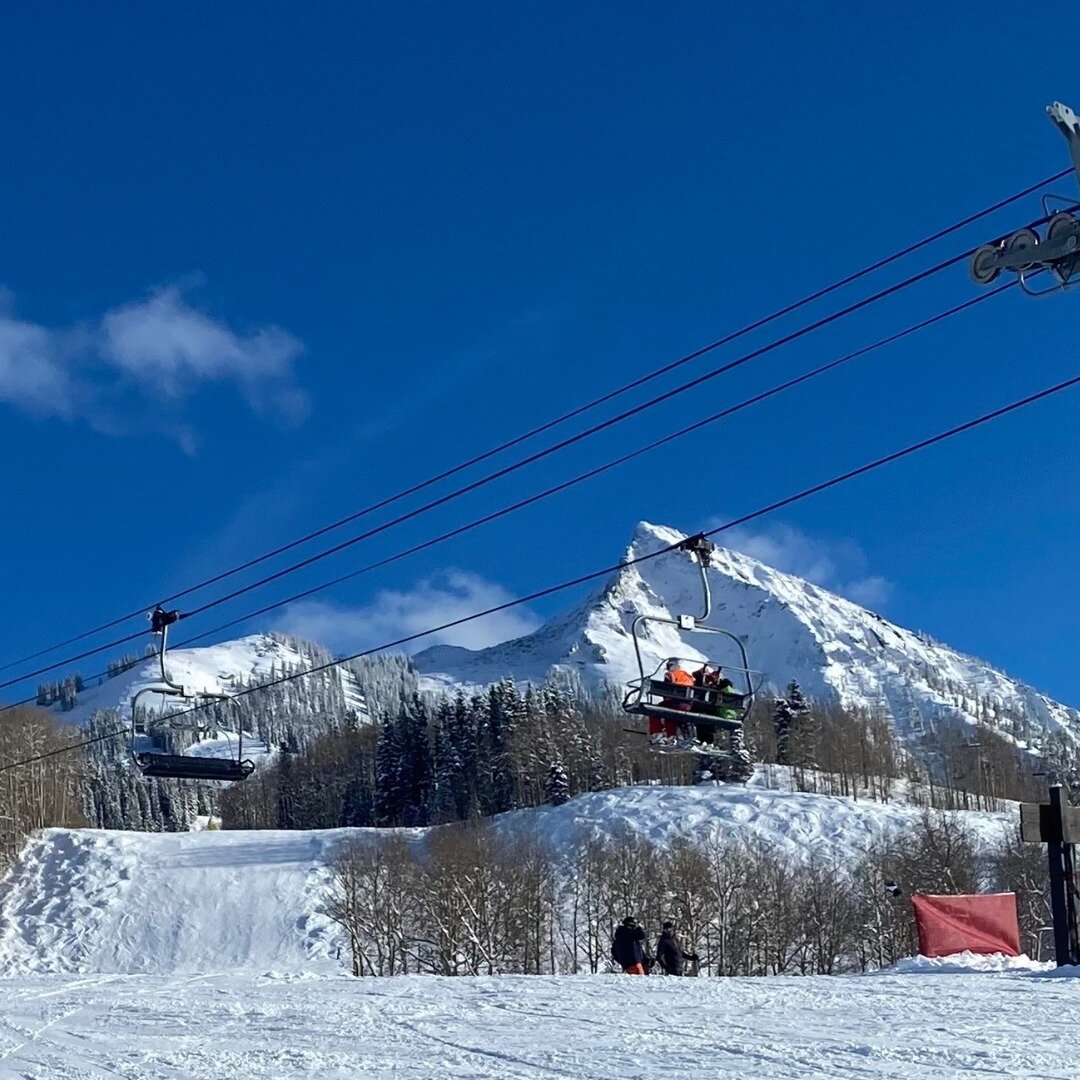 Happy Friday and Spring Break is here!  With 20+ inches of new snow in the last week, the skiing is awesome!  This weekend is calling for sunshine so whether you plan to hit the slopes or go for a snowshoe, cross country or stroll down Elk Avenue the