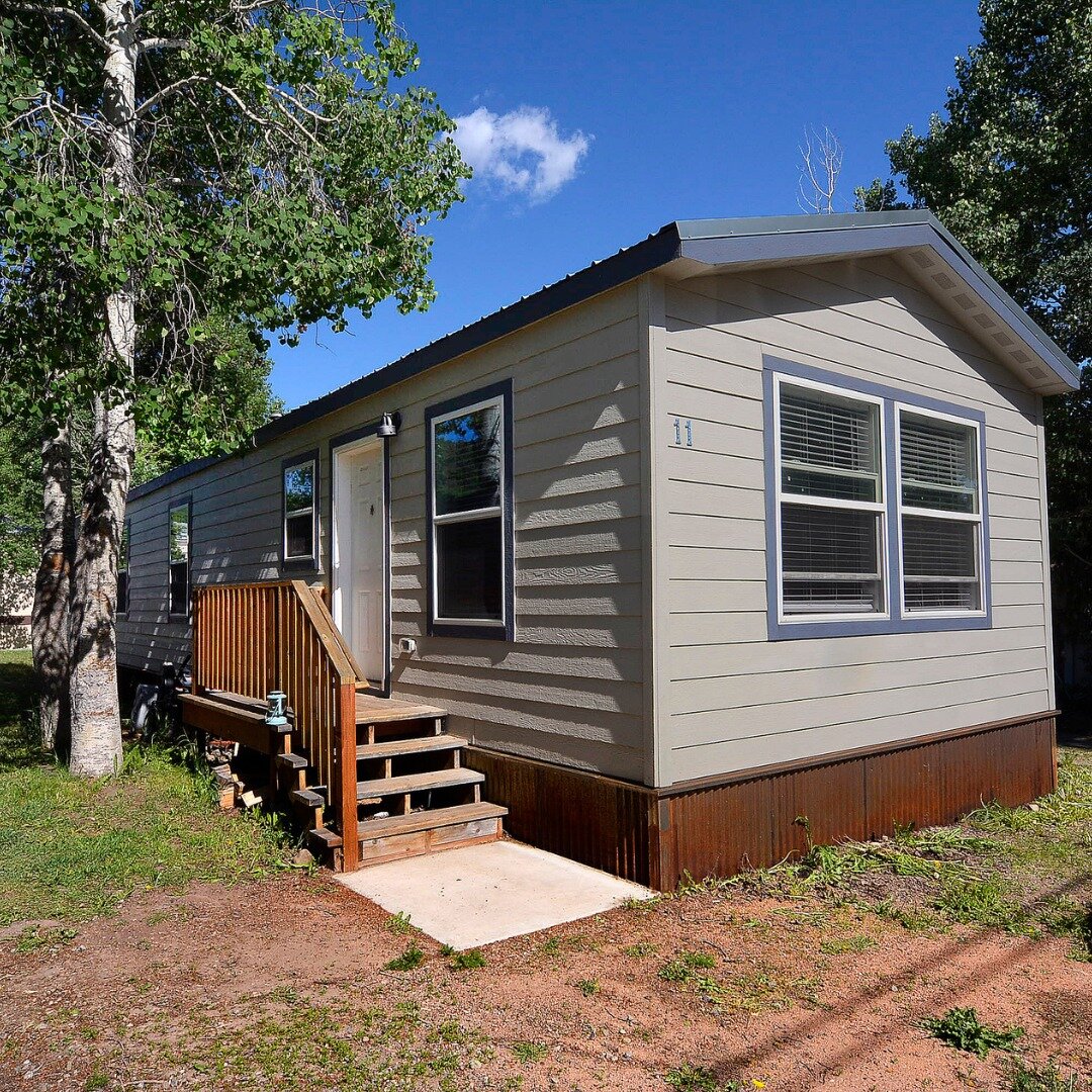 New Listing! Welcome to 11 Second Street in the Town of Crested Butte! This 3 bedroom / 2 bathroom mobile home is in exceptional condition and almost brand new. (2021) Located in the highly desirable Northwest part of Crested Butte and on a corner lo
