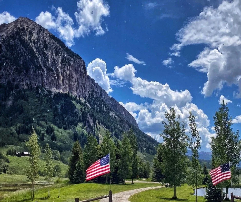 The unofficial start to summer is here.  Memorial Day Weekend-one of my favorites. 🇺🇸 It is a time when the barbecues come out and we gather with family and friends. More importantly it is a time to remember those who have served our country. On Mo