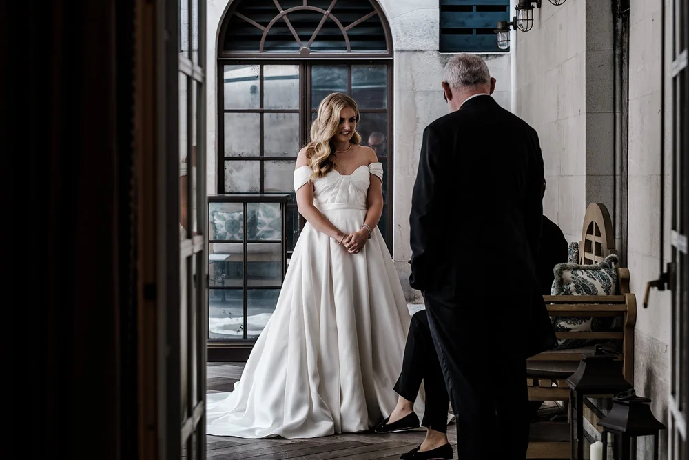 Jen getting ready at The Ned Hotel on the morning of her London wedding - 5