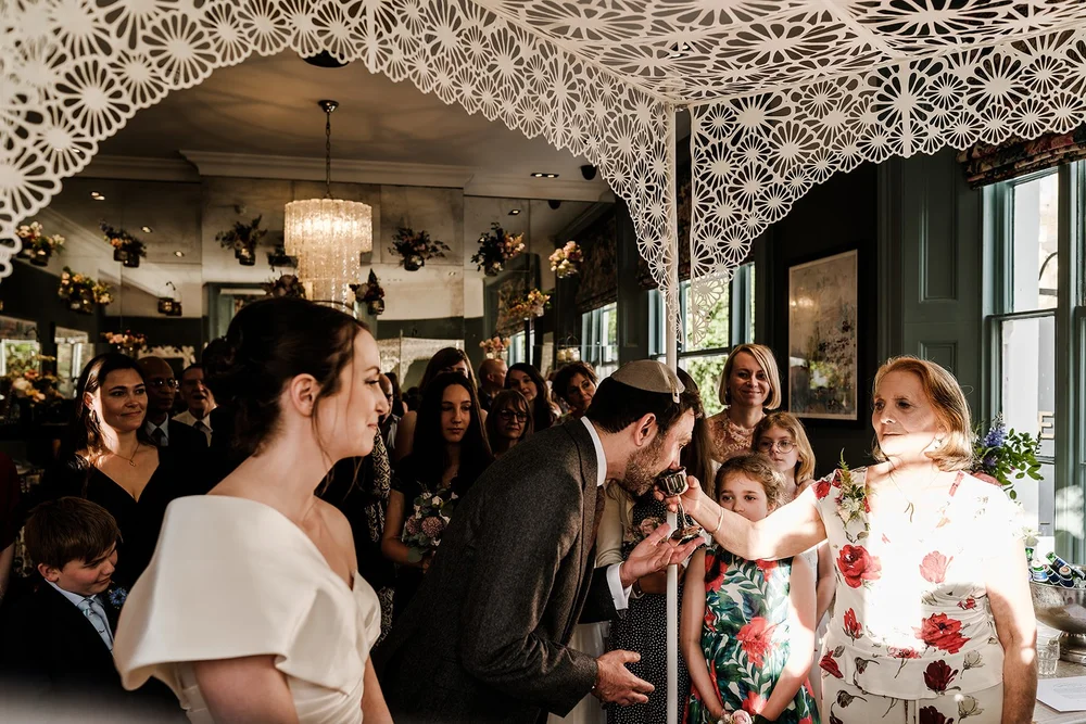 Michelle and Robin&rsquo;s Jewish wedding ceremony under the chuppah at The Phene, Chelsea - 5