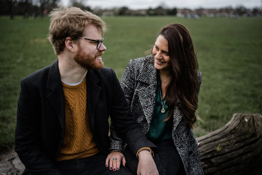 Couple&rsquo;s pre wedding shoot at iconic London locations - 6