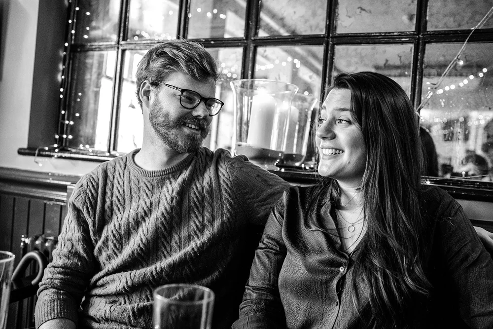 Couple&rsquo;s pre wedding shoot at iconic London locations - 5