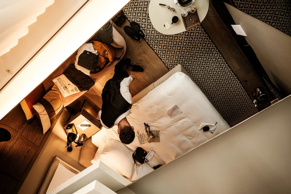 Getting ready together at The Londoner hotel before a Marylebone Town Hall wedding - 3