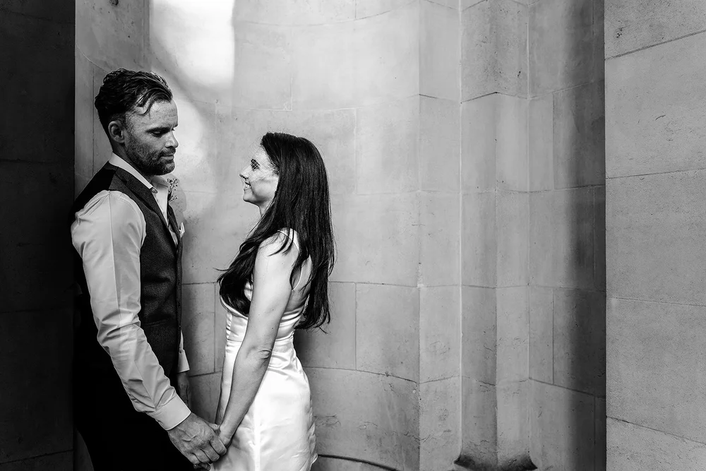 Wedding portraits in the cobbled streets and mews around Marylebone Town Hall - 4