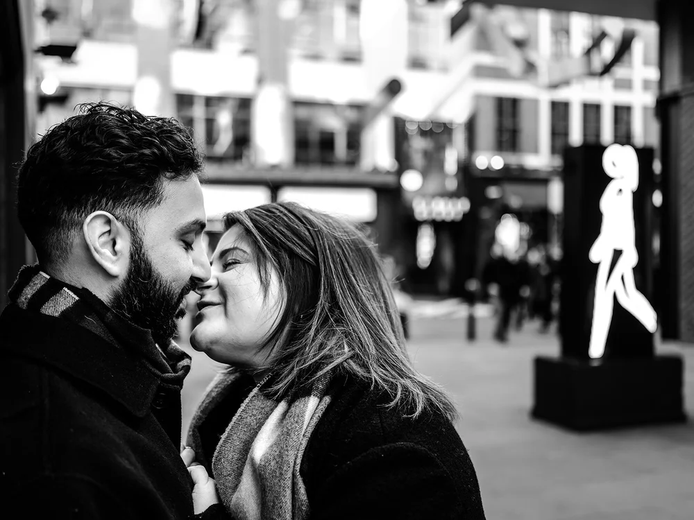 Relaxed pre wedding photography session in London - 5