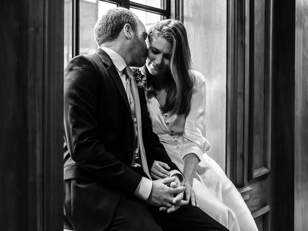 Confetti on the steps of Old Marylebone Town Hall, documentary wedding photography by Oliver Holder - 7