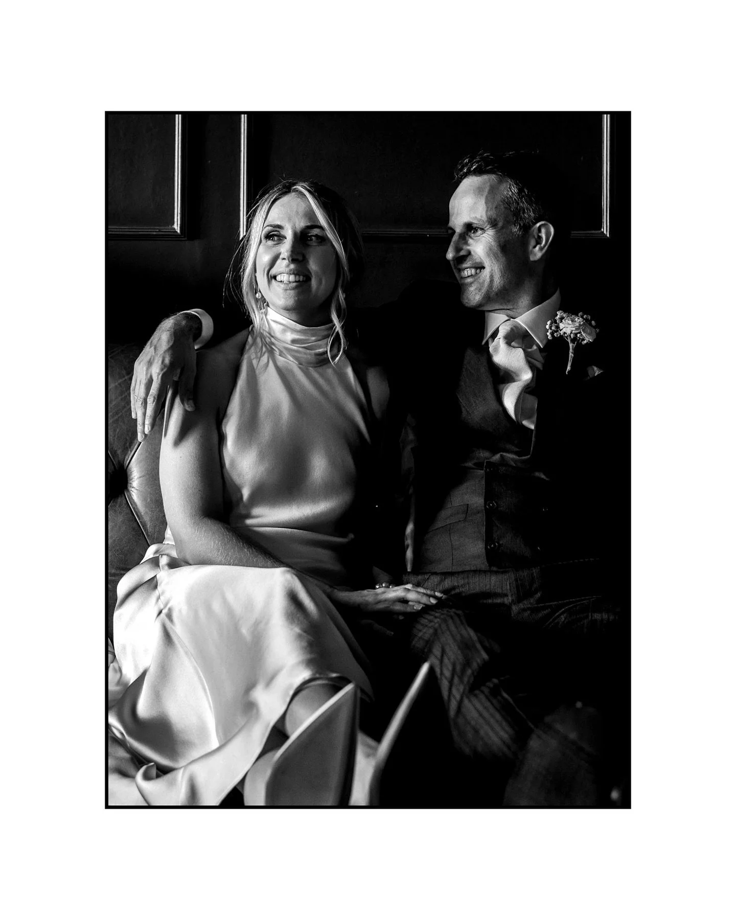Finally catching up on some of the last few months weddings kicking it off with Alis and Brad at the formidable Hotel Du Vin in Tunbridge Wells&hellip; 

What a blast this was and so lovely to be back in the TW massive capturing a beautiful wedding!
