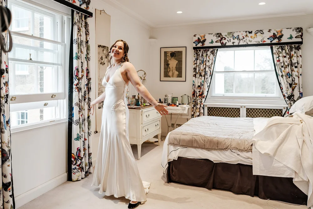 Getting ready at The Landmark Hotel before the Marylebone Town Hall wedding - 3