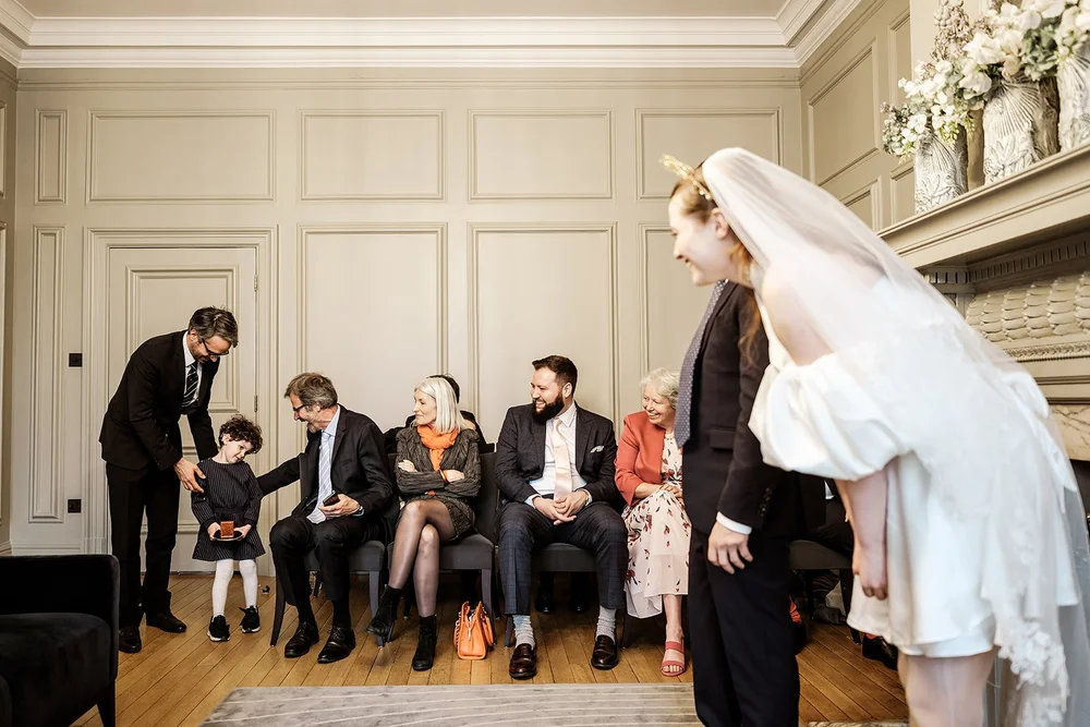 Helen and Benoit&rsquo;s intimate ceremony at Old Marylebone Town Hall - 8