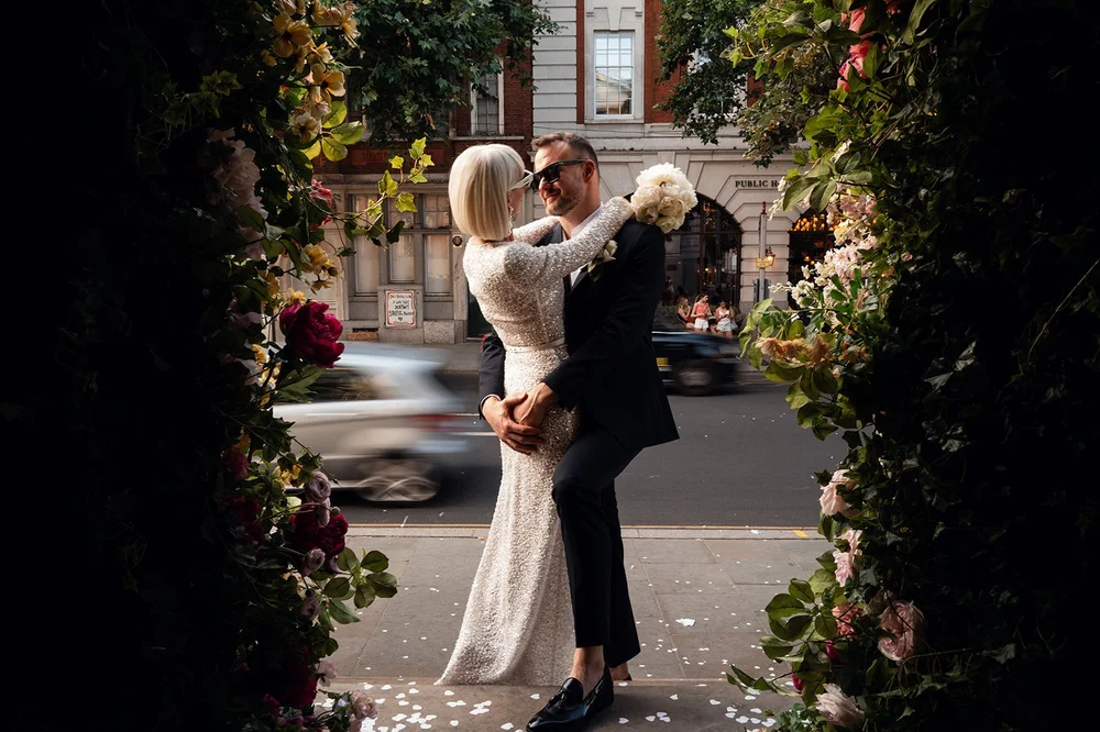 Couple portrait on a Chelsea street in the evening light
