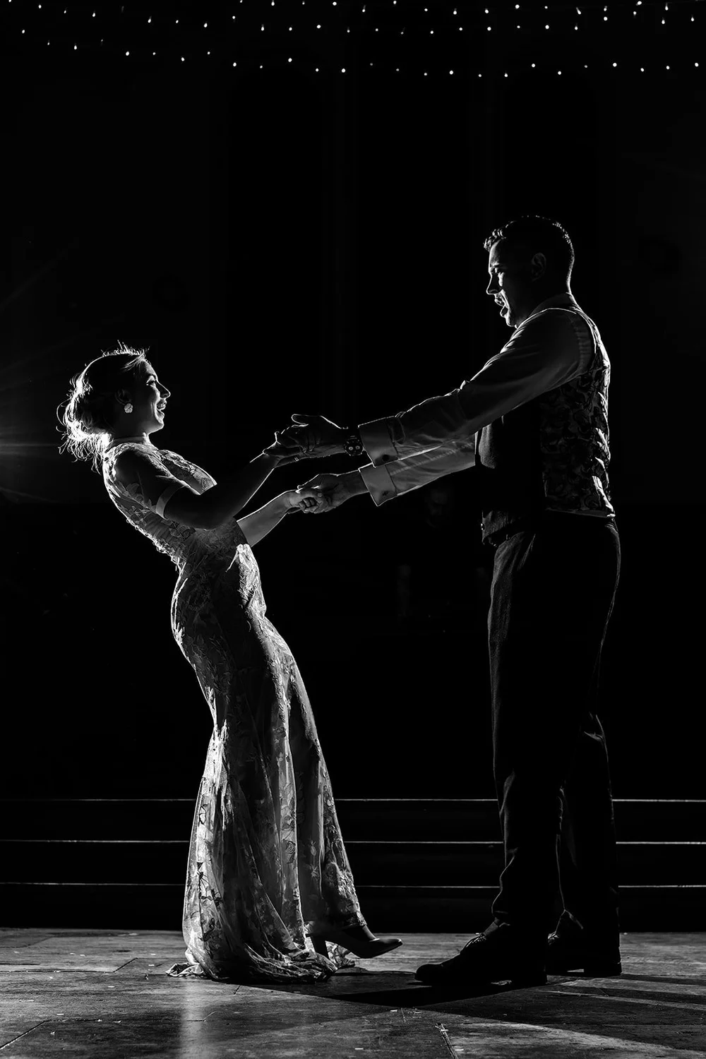 The first dance ending in a full dip at Fabrica