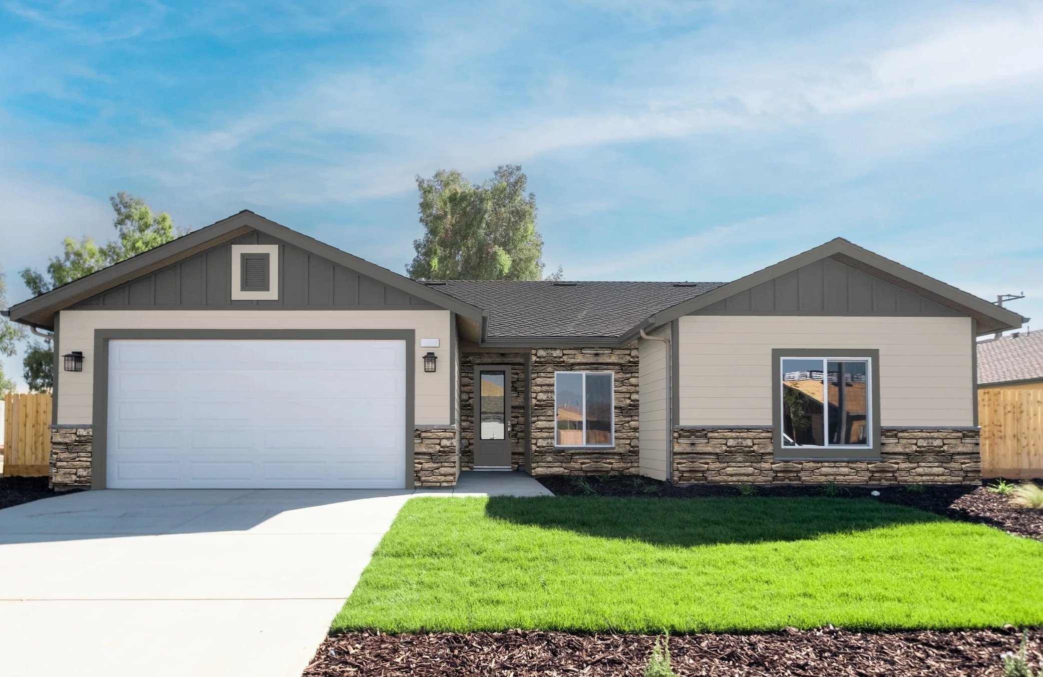 1054 N Acacia St,Woodlake, CA 93286 