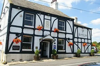 Ye Horns Inn 2015.jpg