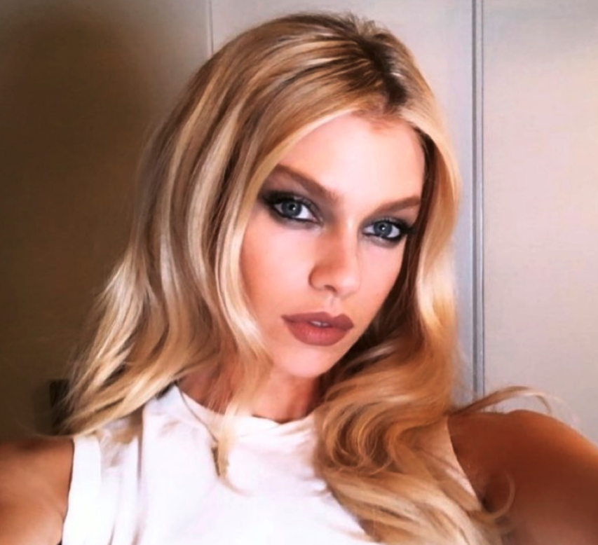 Stella Maxwell