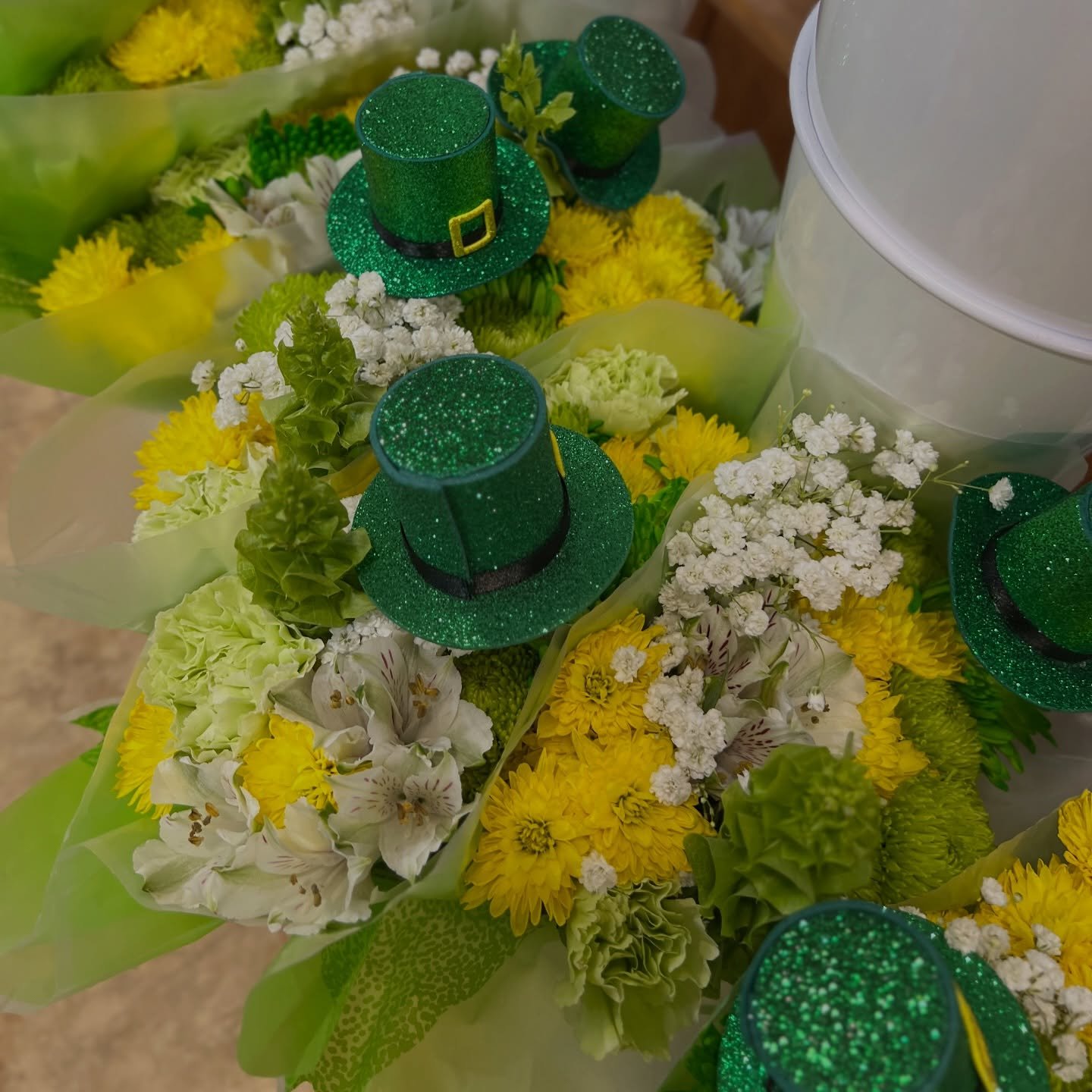 St. Patrick&rsquo;s Day looks good around here 🍀

Fresh bouquets, festive treats, and a few things you didn&rsquo;t know you needed&hellip;until now.

Irish soda bread
Mini cakes and desserts
Shamrock cookies
Grab something green before it&rsquo;s g