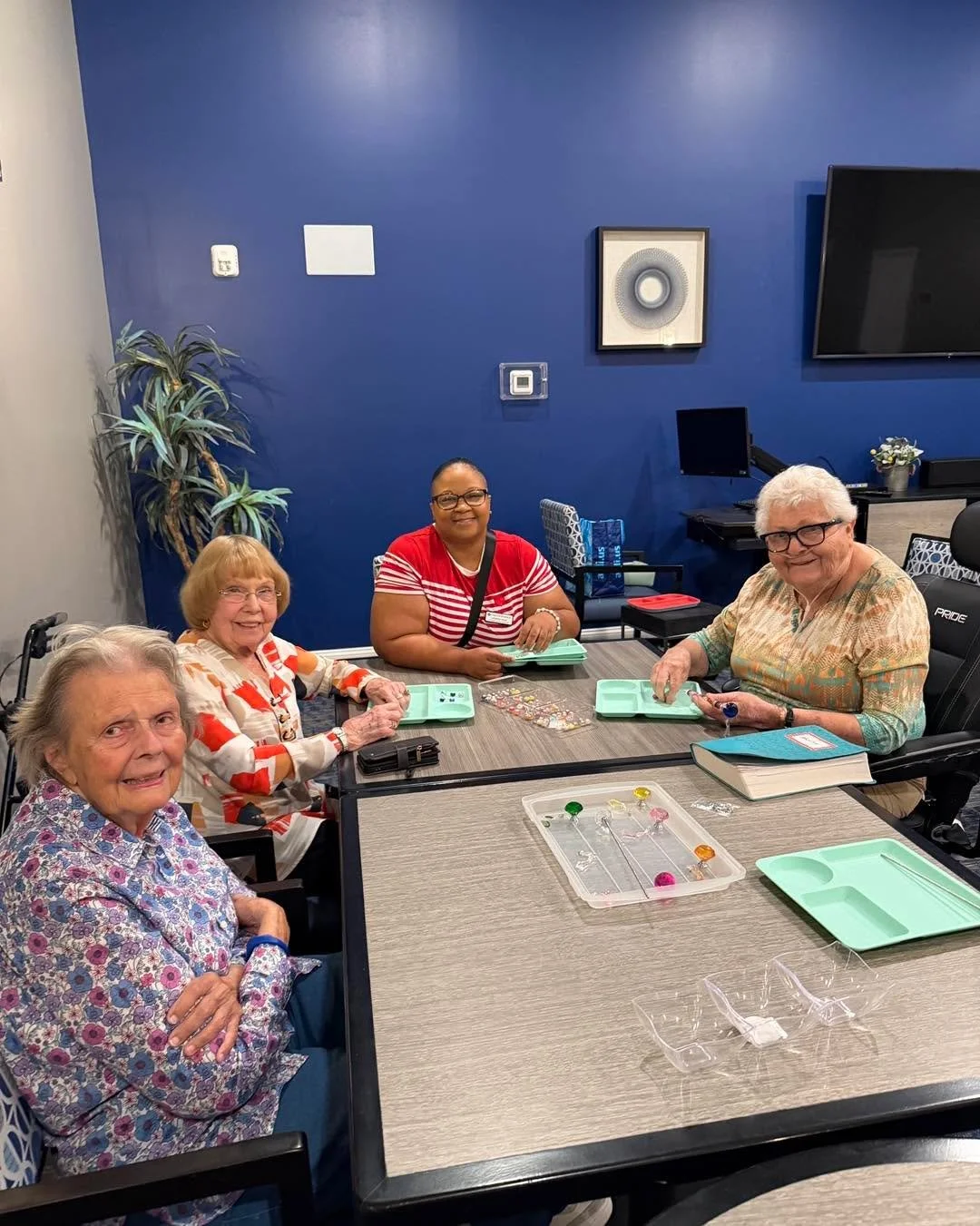 A little creativity can make any garden bloom! 💐 Our friends at Manor Lake Assisted Living, Memory Care, &amp; Independent Living - Dawsonville had fun crafting whimsical garden stakes so they can add their own colorful touch to the outdoors. 🌿🎨🩷