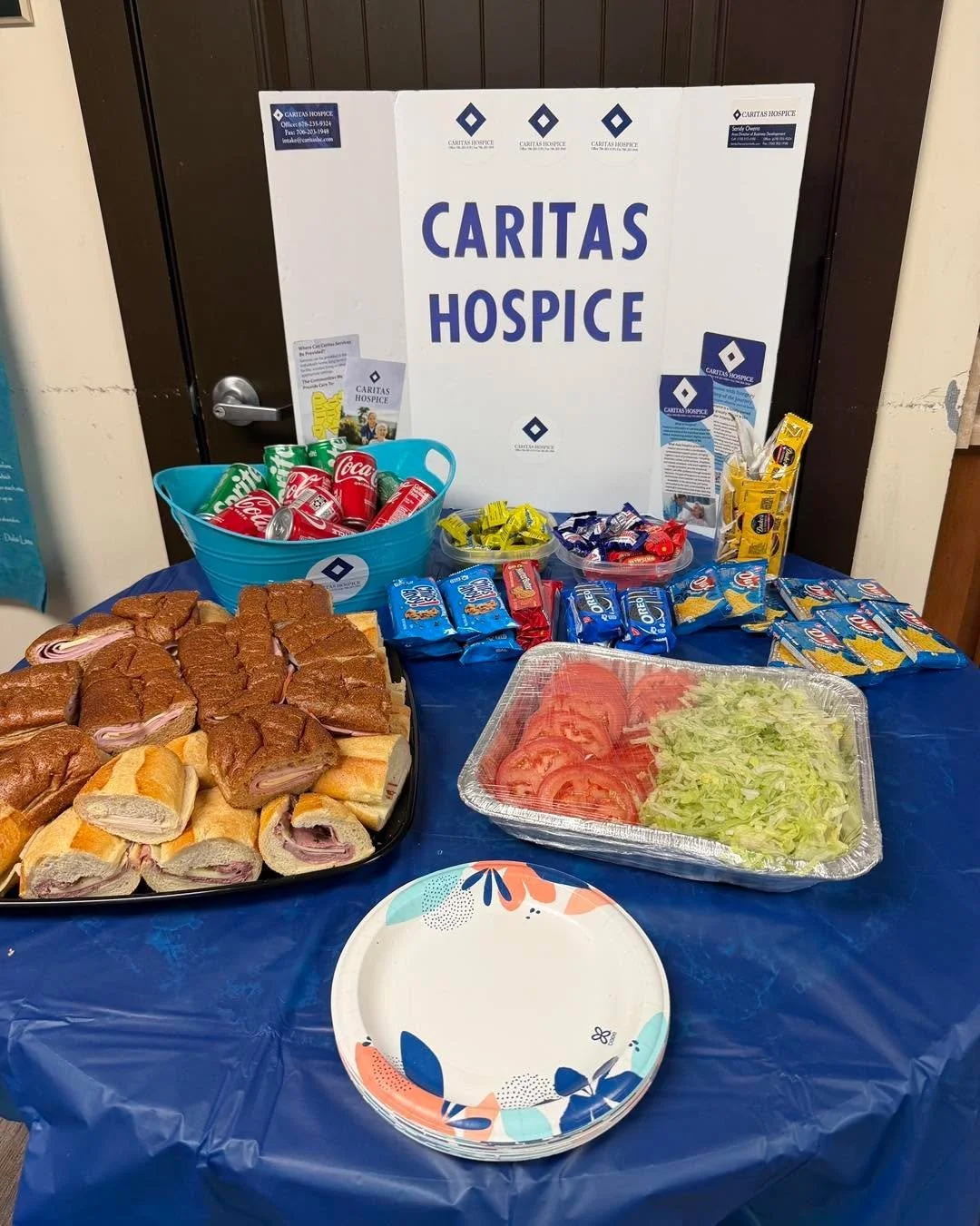 A little lunchtime love for the wonderful staff at the Oaks at Hampton today! 🥪 We enjoyed sharing sandwiches, smiles, and a little time together. 💙 We are thankful for the opportunity to partner with such a wonderful community! 🎉 #CaritasHospice 