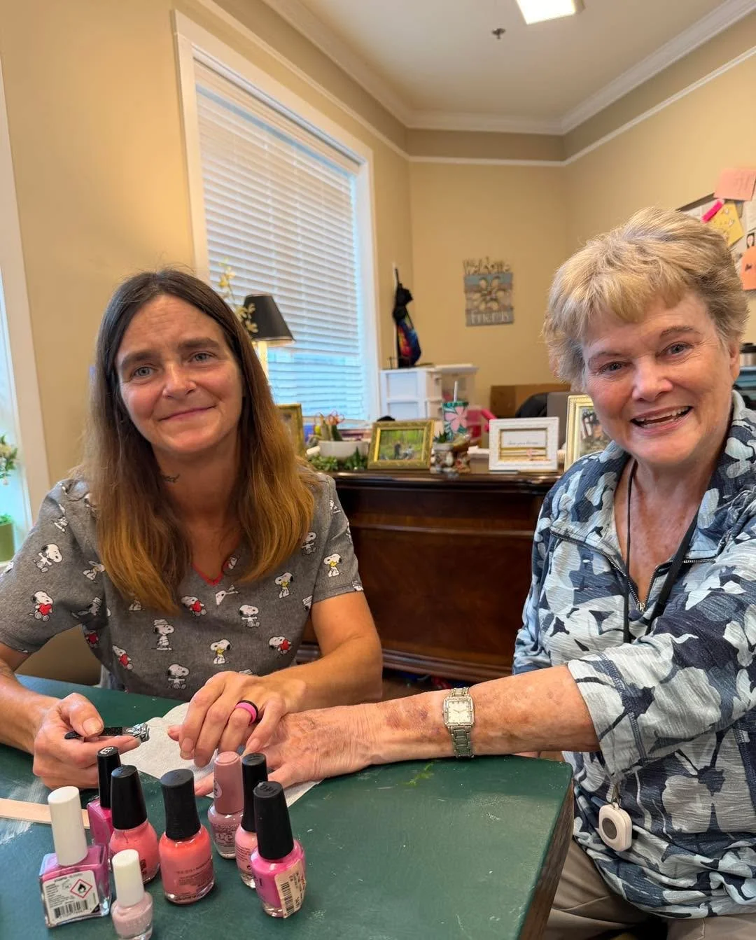 A little pampering goes a long way! 💅✨ Today was all about pretty nails, smiles, and enjoying some well-deserved self-care at Dahlonega Assisted Living and Memory Care thanks to Kristin and Sandy! 🩷 #CaritasHospice #HospiceVolunteers
