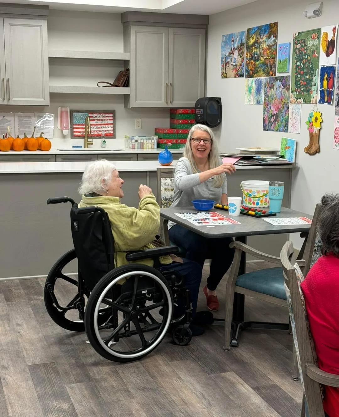 B-I-N-G-O! 🎉 Our wonderful volunteer Toni brought the fun yesterday as she called bingo and shared lots of smiles with our sweet friends at the Oaks at Hampton! &hearts;️😊 #CaritasHospice #HospiceVolunteers