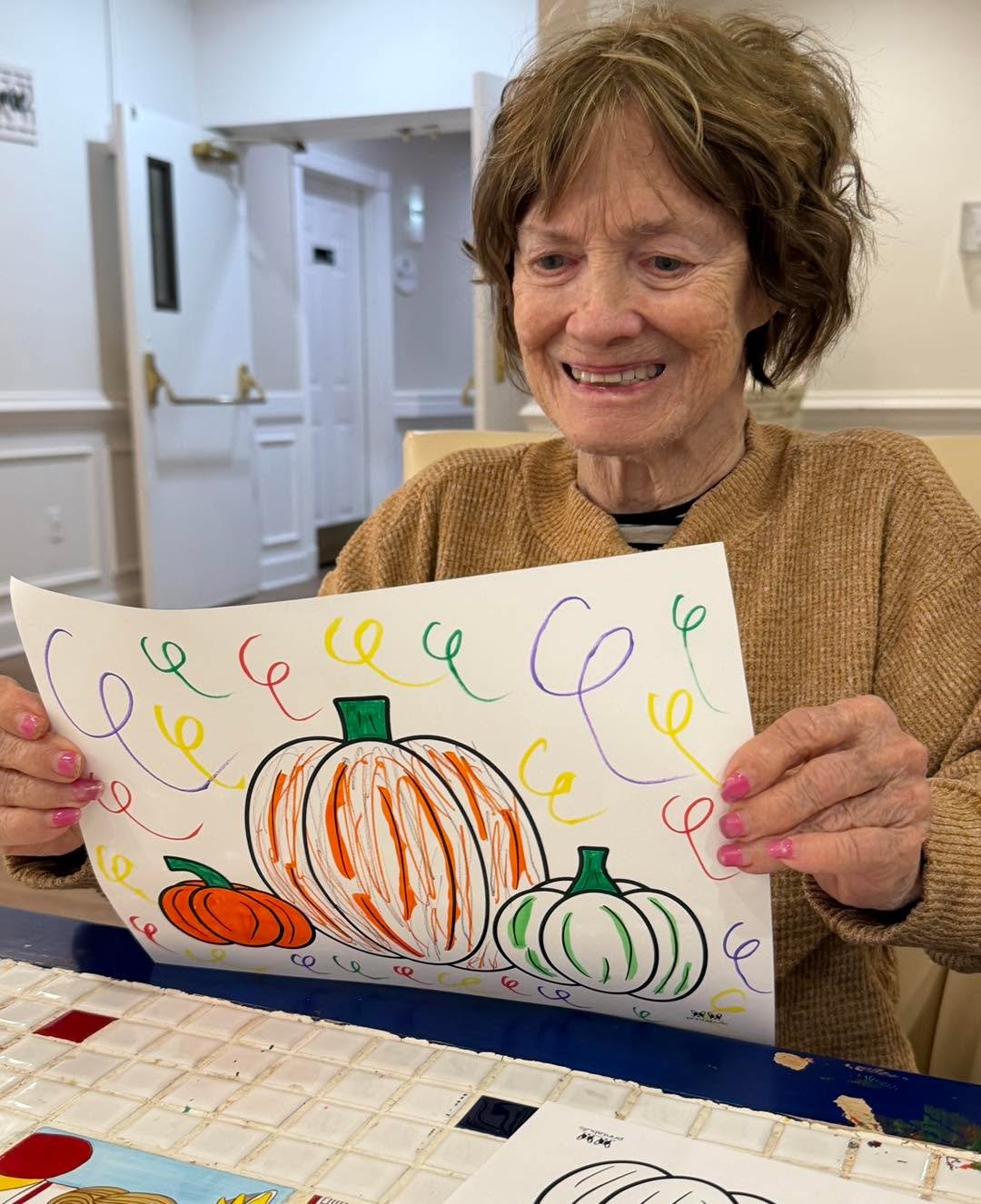 Keeping our hands busy and our hearts happy! 🧡 Sandy had a wonderful time time crafting with our friends at the Gardens of Gainesville yesterday! 🎨🎃 #CaritasHospice #HospiceVolunteers #HalloweenCrafts