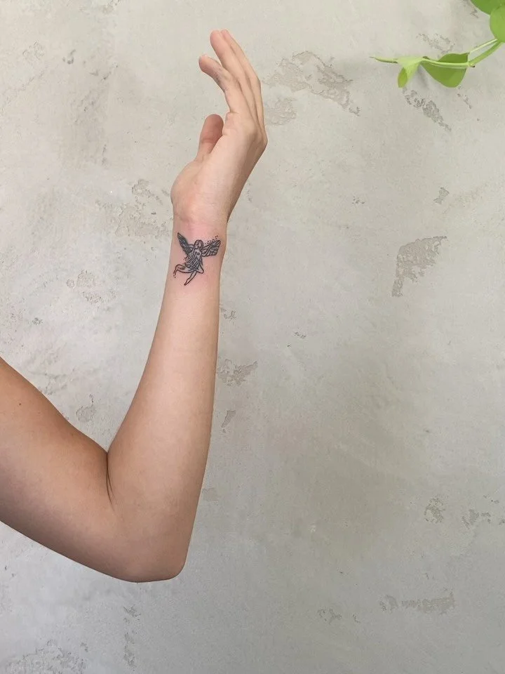 a moment so magical the fairy&rsquo;s show themselves

what a gift to mark forms
what a treasure to watch magic manifest

booking custom &amp; flash for late September &amp; October

taking bookings online or in person
come say hi

www.handpokedwithl