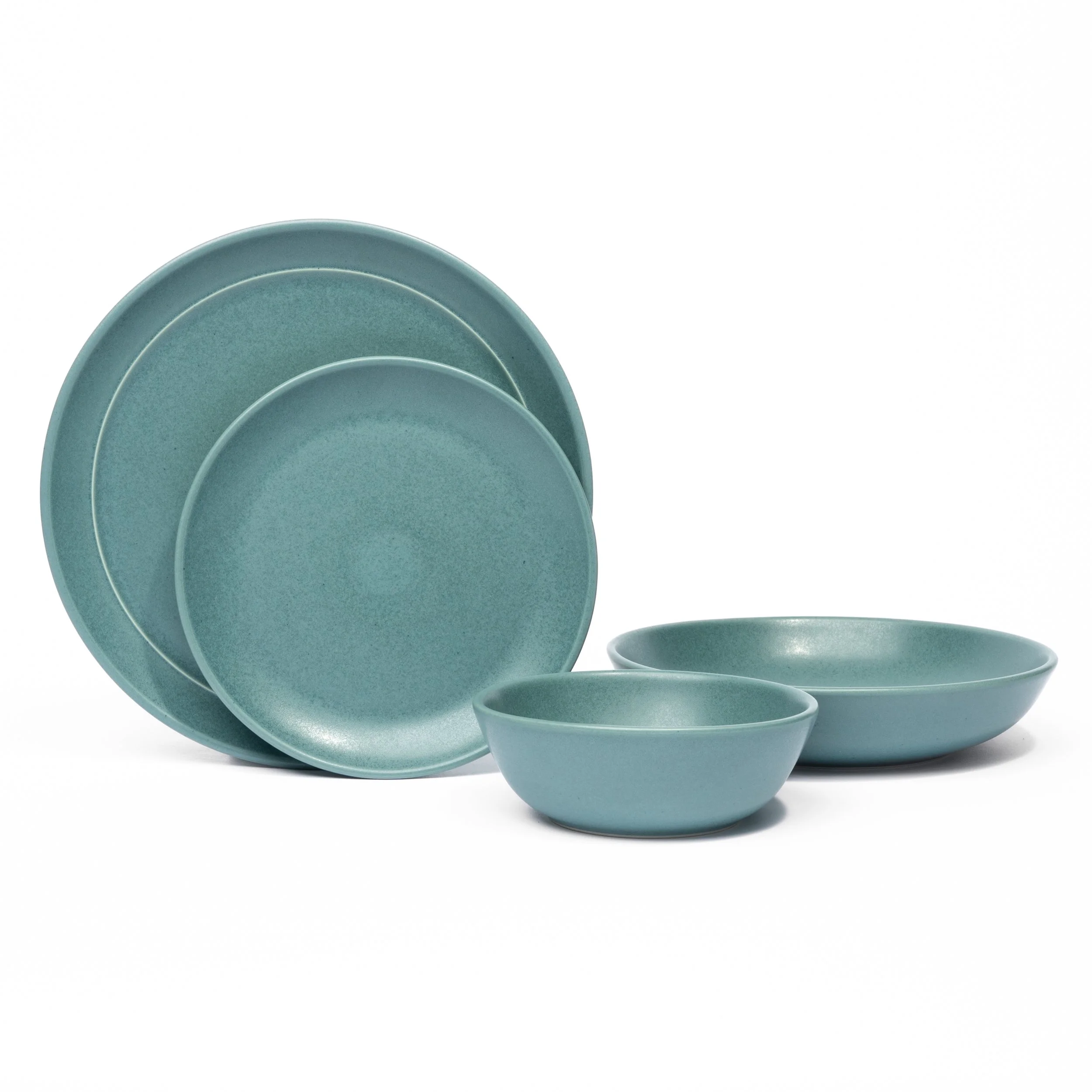 Kelly + David - 4 Piece Place Setting w/Basso Bowl