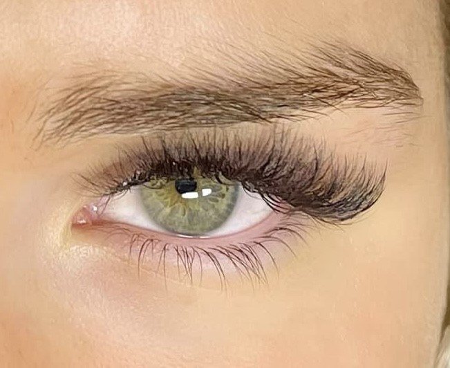 Cat Eye Volume Lashes