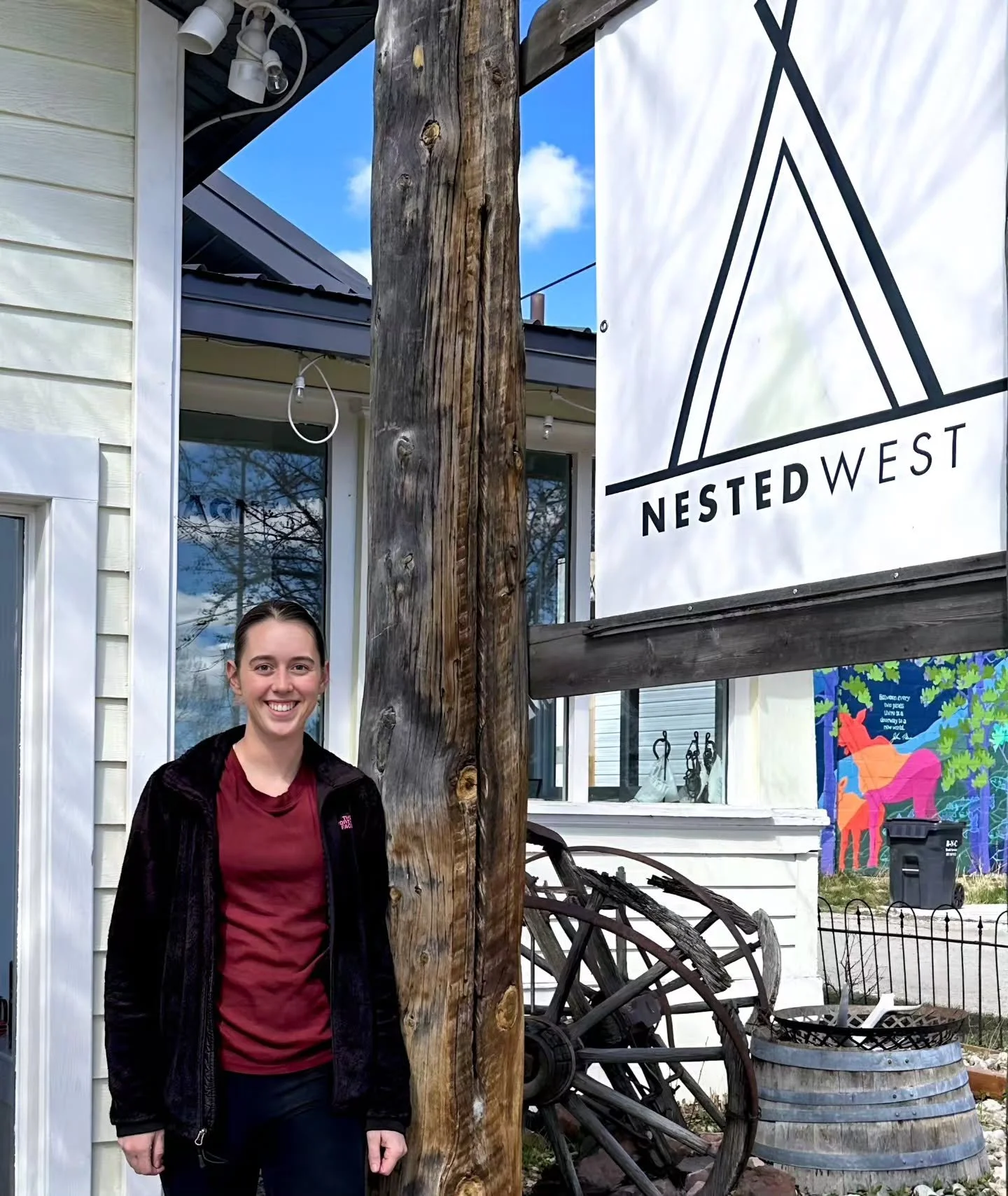 Who needs a post tax-day reset?? 🙋&zwj;♀️

✨ LMT Abby is offering 20-minute chair massages at Nested West tomorrow (April 16th) from 3pm to 7pm 

🍹+ 🎨 Margaritas &amp; mocktails, snacks &amp; games, and a de-stress coloring contest 

Visit wro2spa
